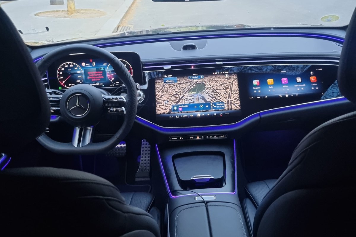 Mercedes cockpit with the ambient lighting switched on